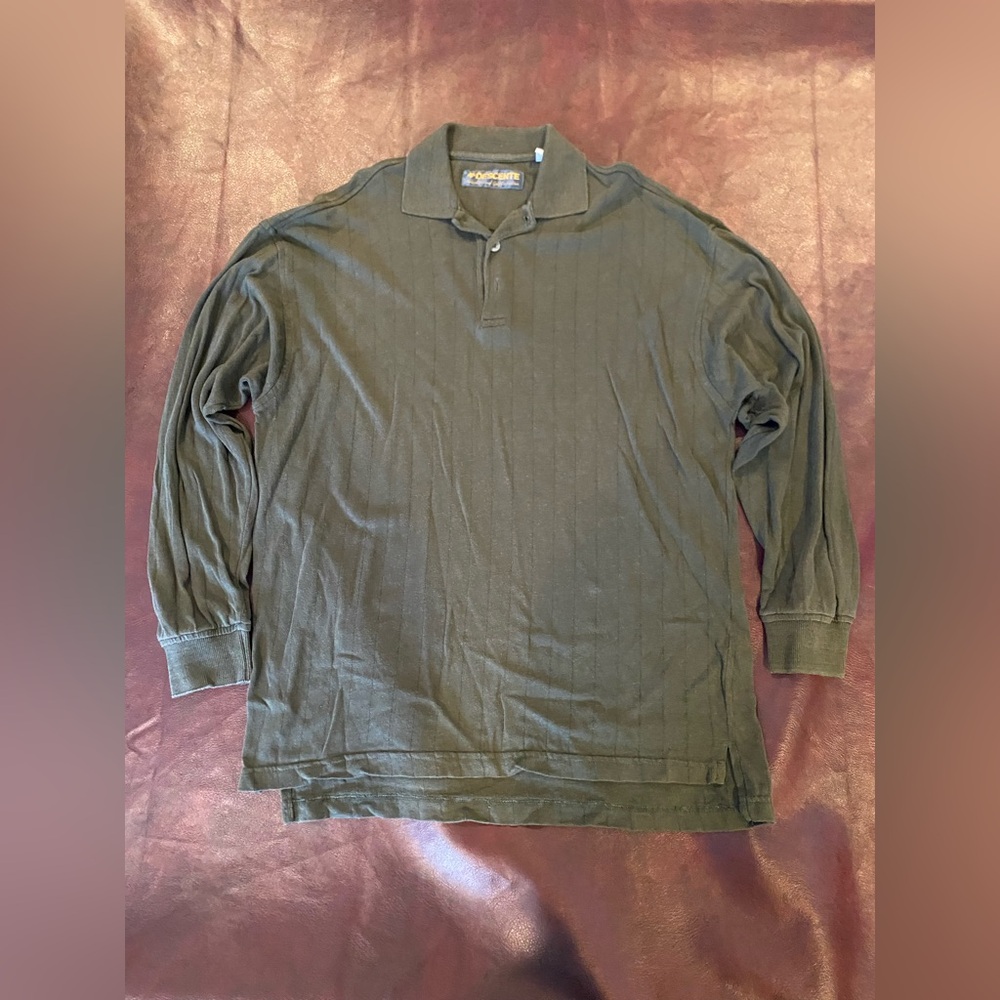 Descente Olive Green Long Sleeve Polo Shirt. Size Medium.